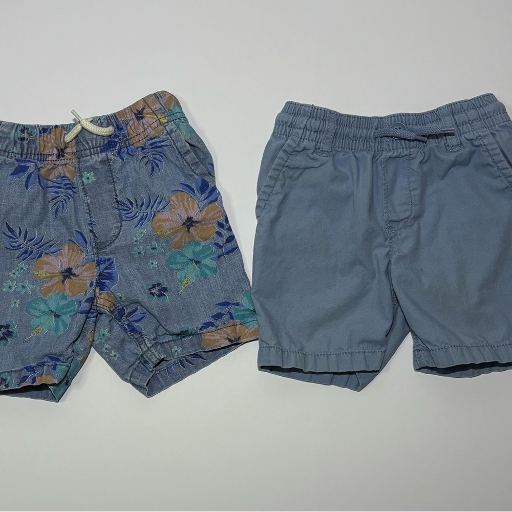 Oshkosh B’gosh Boy Toddler Shorts (3T) 
2 Pair Year 2021 ,2023